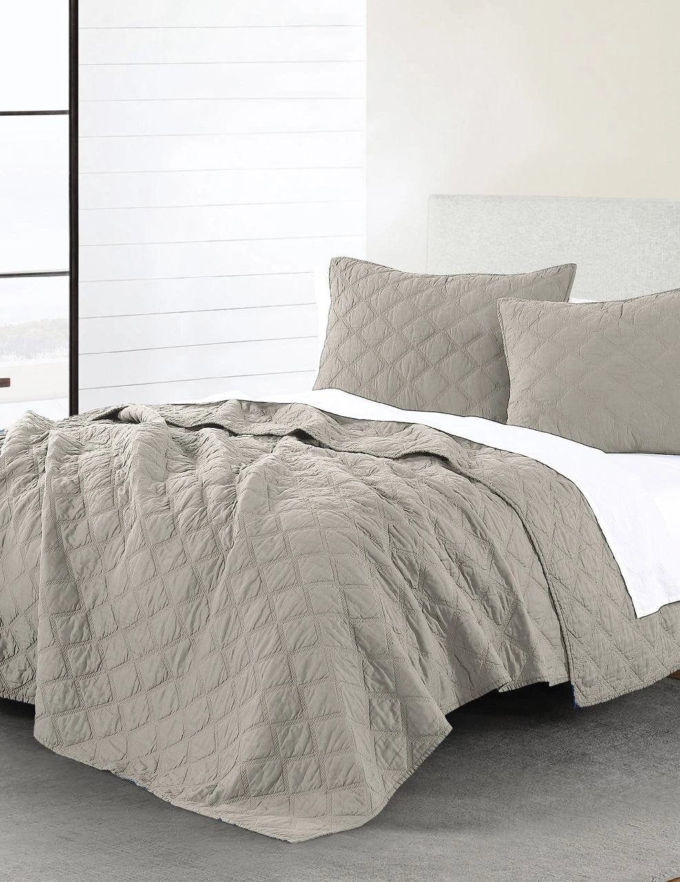 AK Diamond Quilt Set