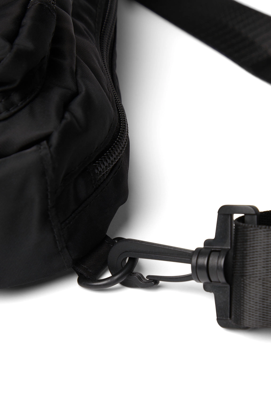 Alexis Sling Bag