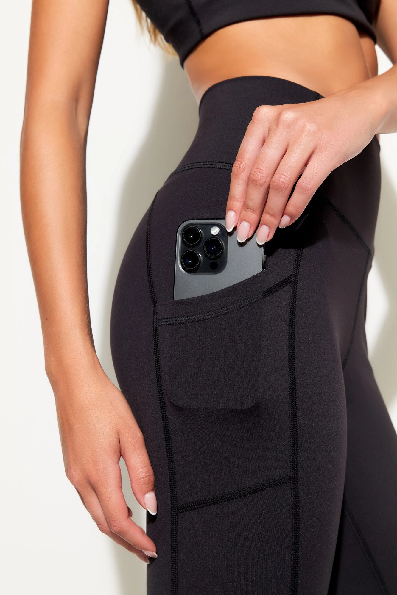 NirvanaTech Cruz 7/8 Pocket Legging