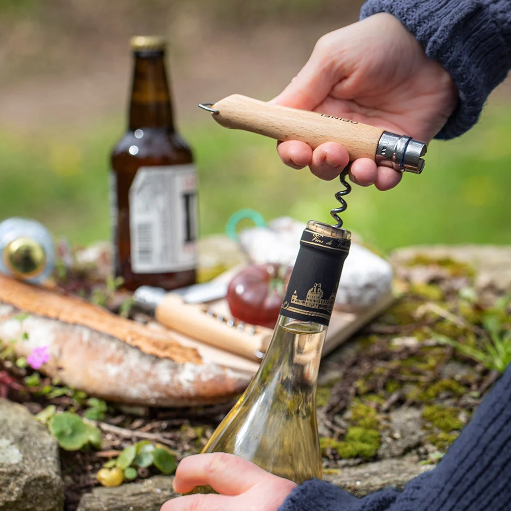 No. 10 Corkscrew Bottle Knife with Bottle Opener