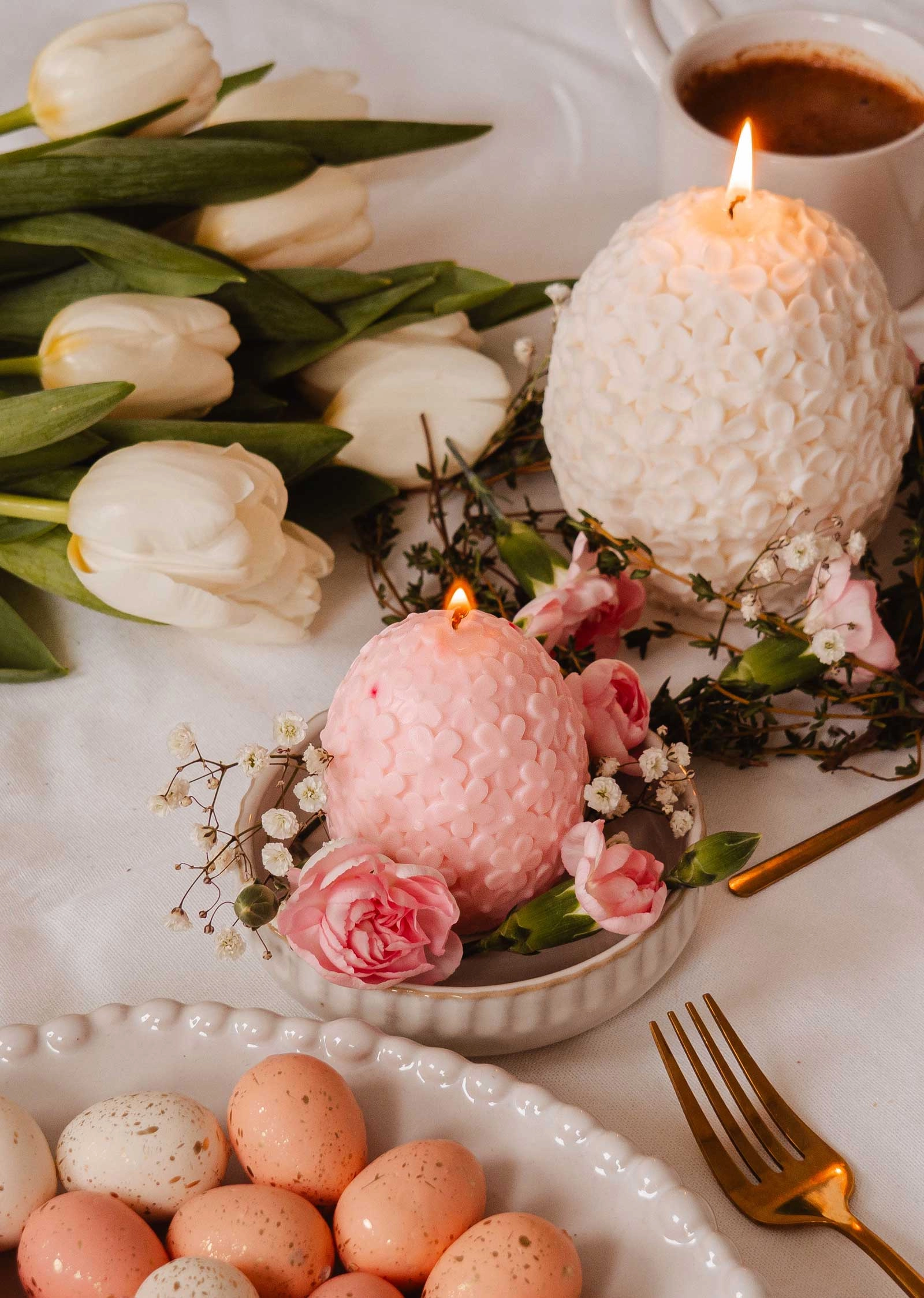 The Little Floral Egg - Decorative Candle